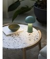 Lampe de table LED rechargeable Move Me IP44 en vert poussiéreux - Nielsen Light