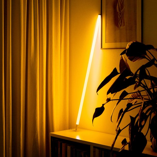 Tube Néon LED 120cm Jaune - Tube design, luminosité réglable, cordon inclus