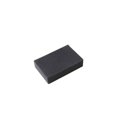 Gomme de nettoyage pour surfaces anodisées