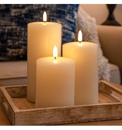 Set de 3 bougies LED, effet flamme, blanc - Avec télécommande et minuterie, 10/12,5/15cm de haut, Ø7,5cm, véritable cire