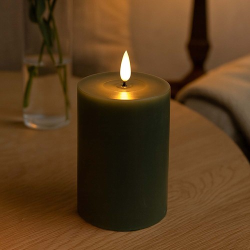 Bougie LED 10cm, aspect fondu, effet flamme - Ø7,5cm, télécommande, vraie cire, vert foncé