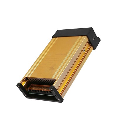 150W / 12V DC voeding - 12.5A, IP45 regenbestendig, metaal, slim design