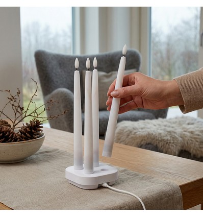4-pakning hvite LED-stearinlys inkl. ladebase - Ø2cm, Høyde: 25cm, kronelys, inkl. fjernkontroll, timer