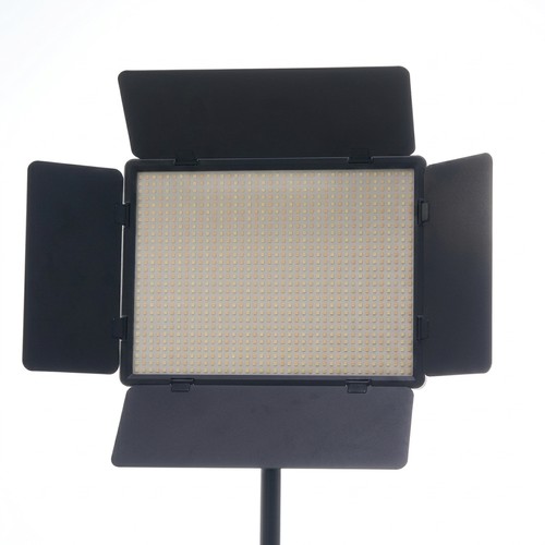 200W LED-lyspanel til foto og video - Inkl. Barndoors, Justerbar CCT og 8 effekter