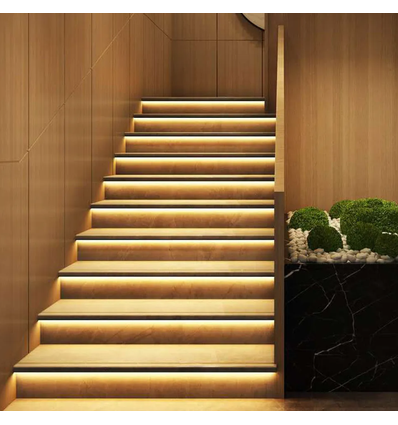 Trap LED COB strip set 11W per trede - 24V DC, IP20, Tot 16 treden, met sensor + effecten